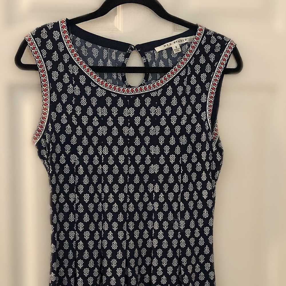 Max Studio Knee-Length Dress